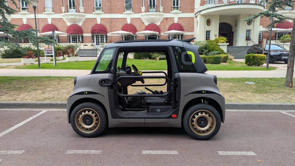 Essai Citroën Ami Buggy // Source : Raphaelle Baut pour Numerama Essai Citroën Ami Buggy // Source : Raphaelle Baut pour Numerama
