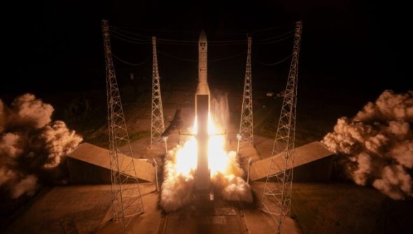 Décollage d'Ariane 6. // Source : Flickr/CC/ESA (photo recadrée)