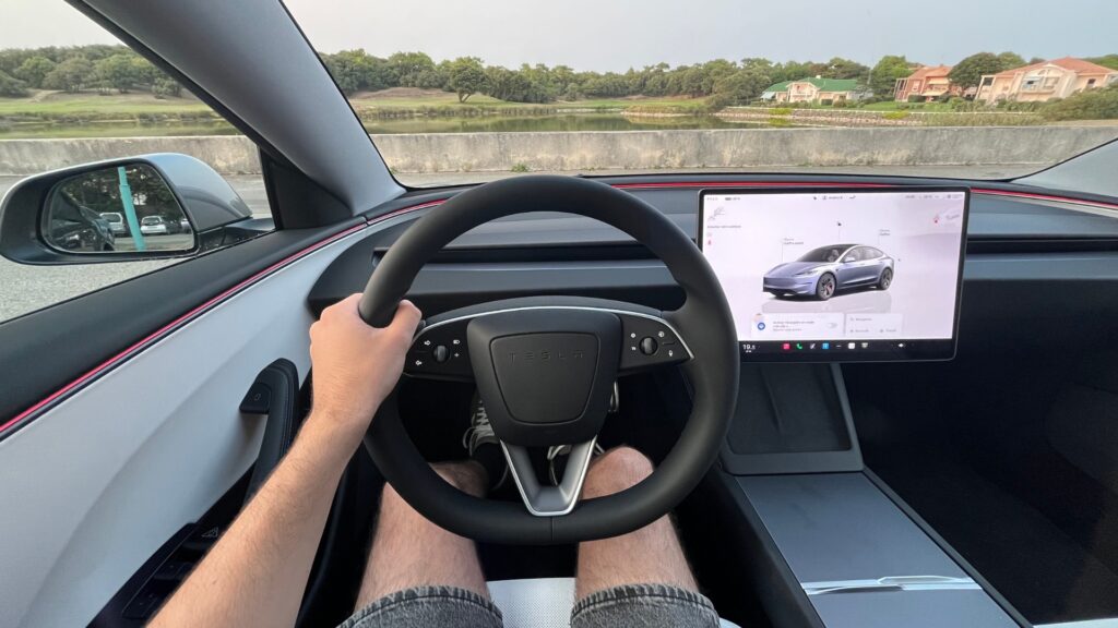 Essai de la Tesla Model 3 Performance // Source : Robin San Vicente pour Numerama Essai de la Tesla Model 3 Performance // Source : Robin San Vicente pour Numerama