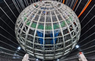 JUNO, le détecteur de neutrinos. © Collaboration JUNO