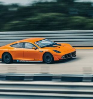 Le concept Mercedes-AMG GT XX a battu un record d'endurance // Source : Mercedes
