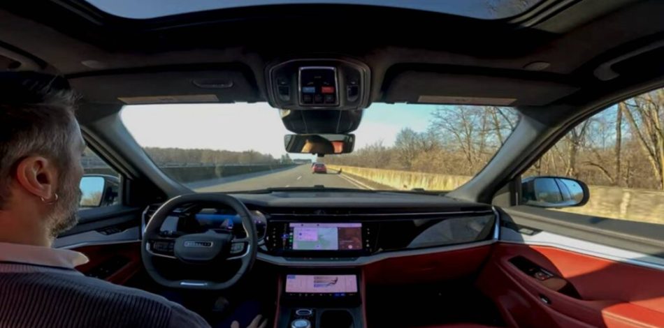 Conduite autonome de niveau 3 Stellantis (Autodrive) // Source : Capture video Stellantis 