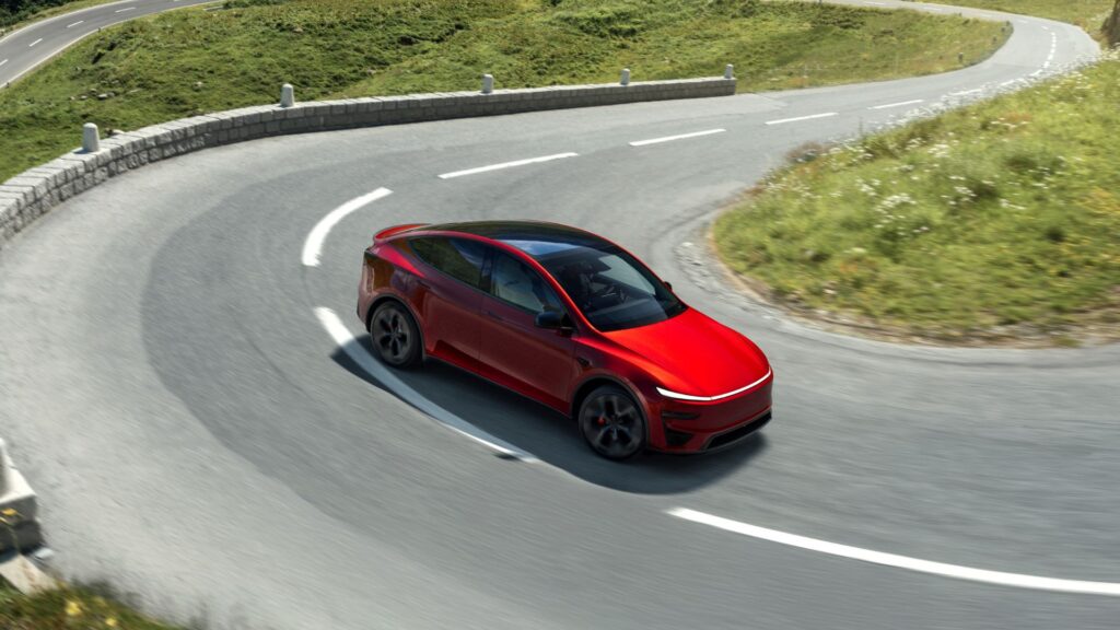 Le nouveau Tesla Model Y Performance (2025) // Source : Tesla Le nouveau Tesla Model Y Performance (2025) // Source : Tesla