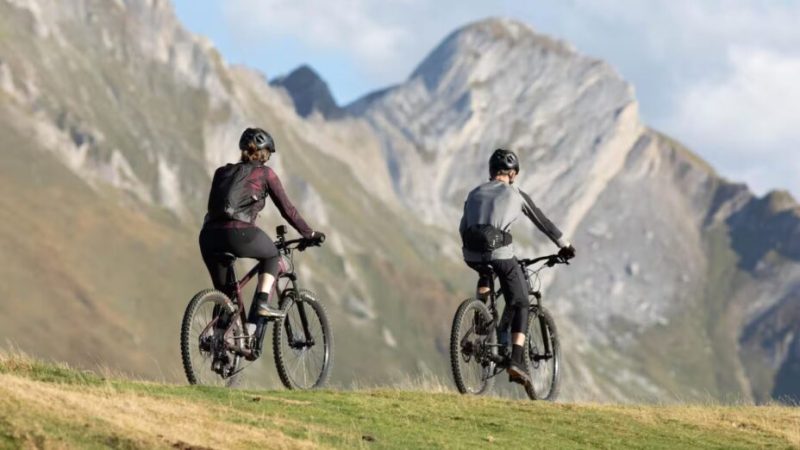 Decathlon baisse le prix de ces VTT électriques abordables