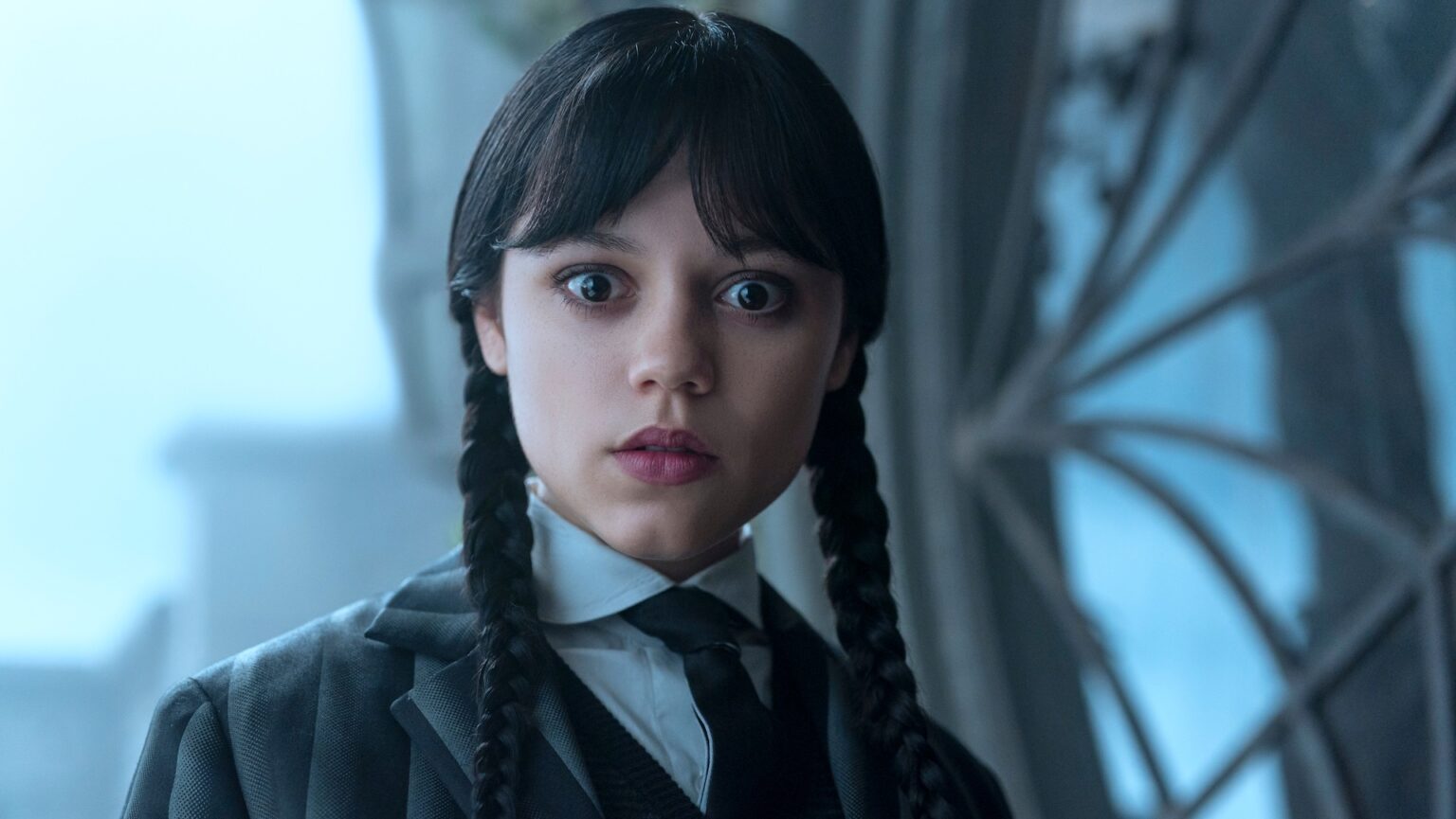 Mercredi saison 3 sur Netflix : premières images de Jenna Ortega en ...