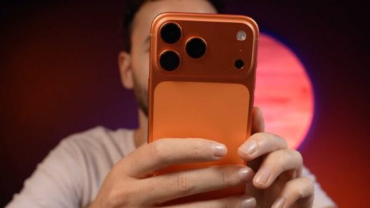 iPhone 17 Pro Max // Source : Alfred Tertrais - Numerama