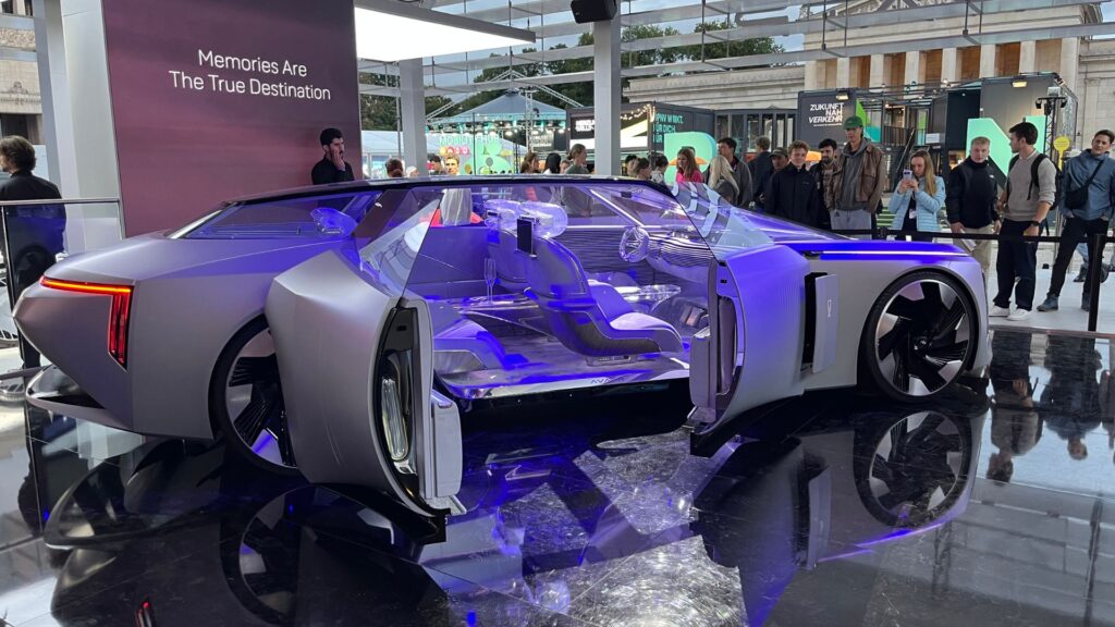 Avatr fait le show au salon IAA de Munich // Source : Robin San Vicente pour Numerama Avatr fait le show au salon IAA de Munich // Source : Robin San Vicente pour Numerama