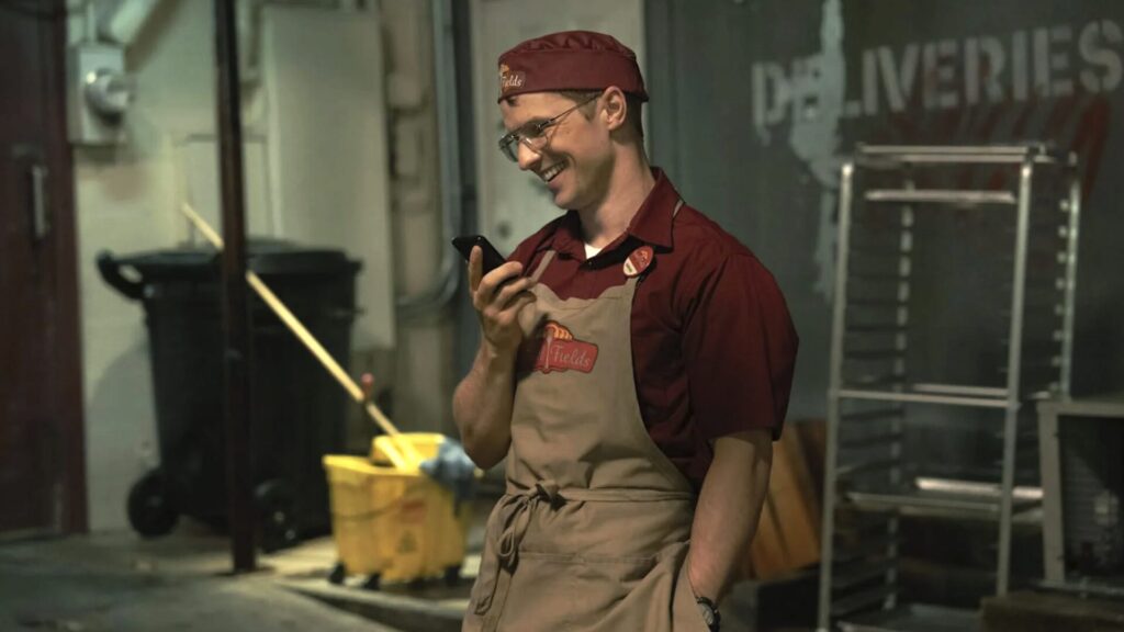 Adrian dans Peacemaker // Source : HBO Max