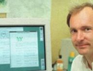 Tim Berners-Lee, dans son bureau du Cern.  // Source : CERN