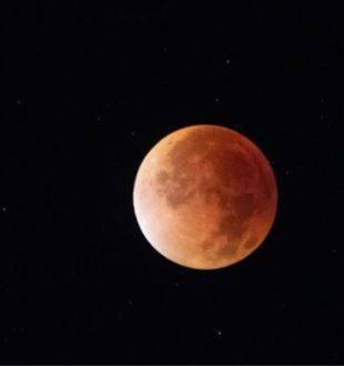 Éclipse du 7 septembre 2025. // Source : Flickr/CC/澎湖小雲雀 (photo recadrée)