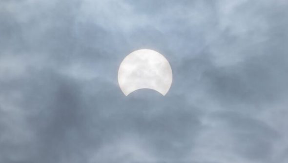 Éclipse solaire. // Source : Canva