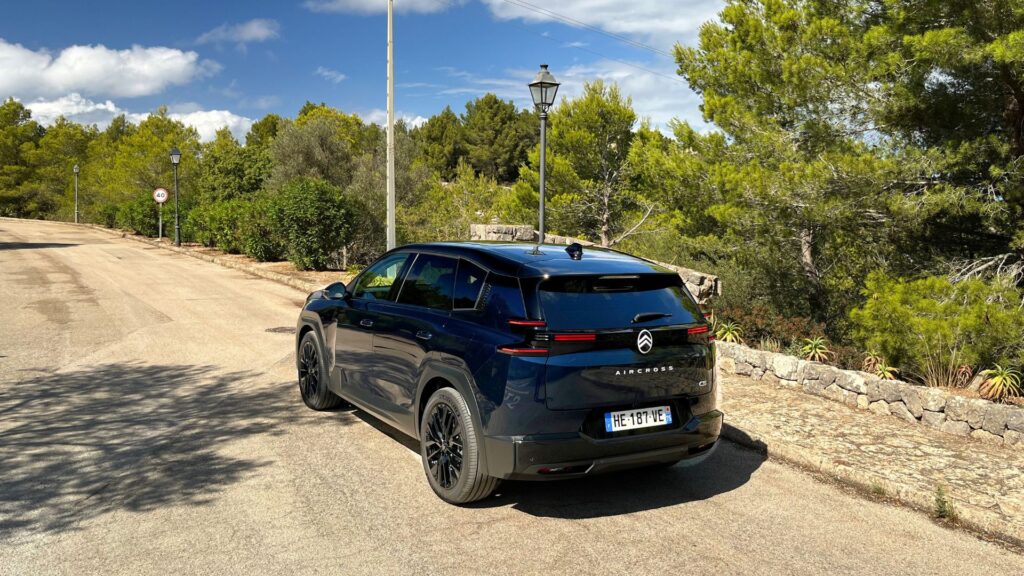 Le Citroën ë-C5 Aircross à l'essai. // Source : Robin San Vicente pour Numerama