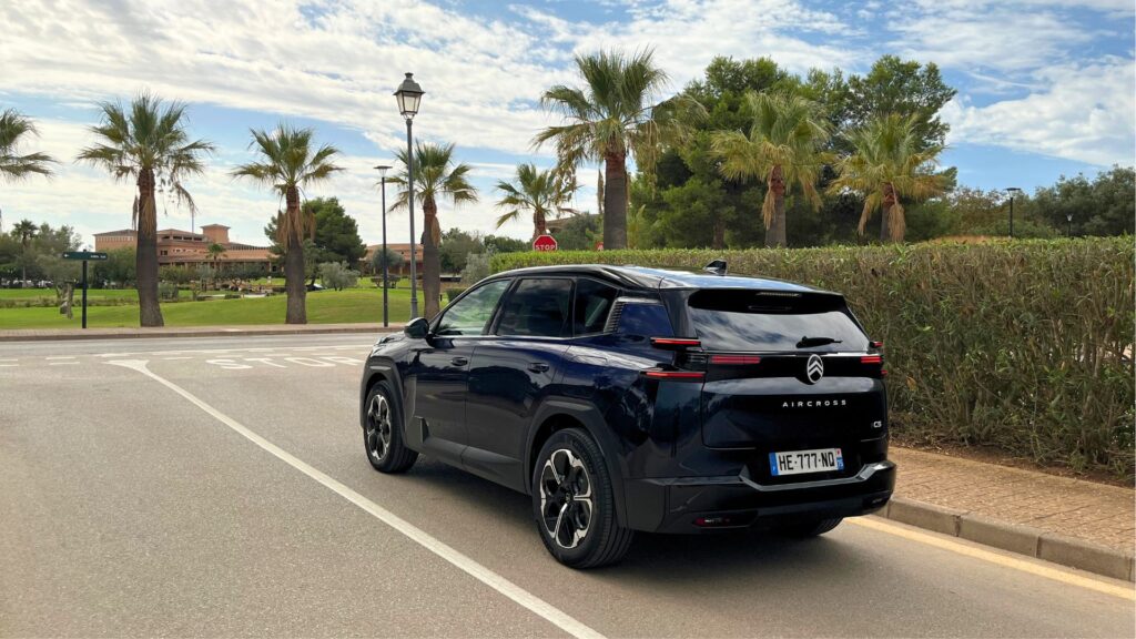 Le Citroën ë-C5 Aircross à l'essai. // Source : Robin San Vicente pour Numerama