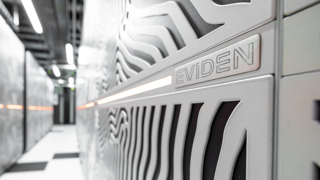 Des racks Eviden // Source : Eviden Des racks Eviden // Source : Eviden