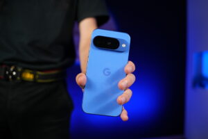 Le Google Pixel 10 // Source : Alfred Tertrais pour Numerama