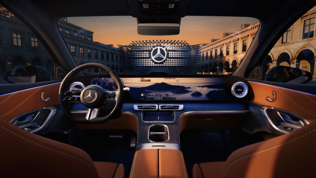 L'intérieur du futur Mercedes GLC électrique // Source : Mercedes