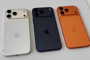 Les trois couleurs des iPhone 17 Pro. // Source : Numerama