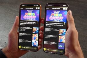 L'écran de l'iPhone 17 Pro Max, à gauche, a moins de reflets que celui du 16 Pro Max, à droite. // Source : Alfred Tertrais - Numerama