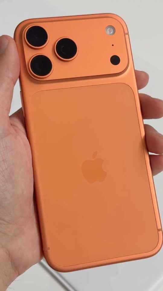 La technologie MIE sera directement intégrée « au matériel et aux logiciels Apple de tous les modèles d'iPhone 17 et d'iPhone Air ». // Source : Apple