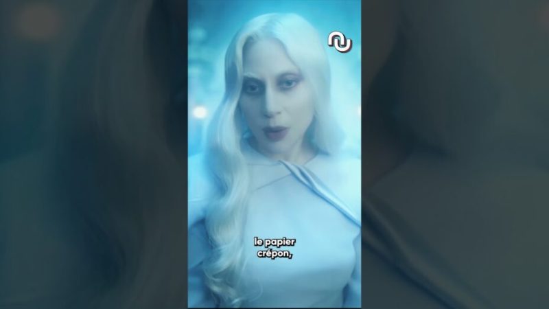 Le costume de Lady Gaga cache un SECRET !
