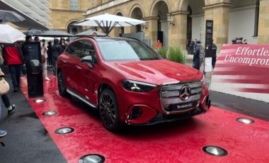 Le nouveau Mercedes GLC électrique à l'IAA de Munich // Source : Robin San Vicente pour Numerama