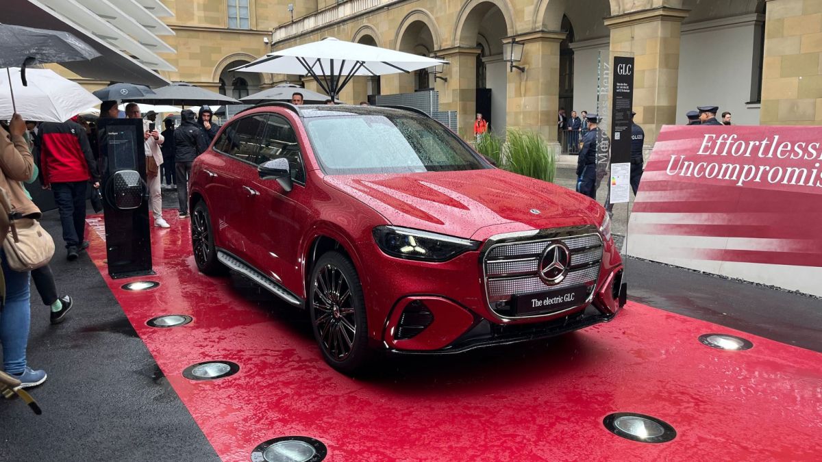 Le nouveau Mercedes GLC électrique à l'IAA de Munich // Source : Robin San Vicente pour Numerama