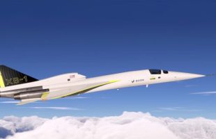 Les joueurs pourront franchir le mur du son à bord du premier jet supersonique civil américain, le démonstrateur XB-1 Boom Supersonic. // Source : Playstation Blog