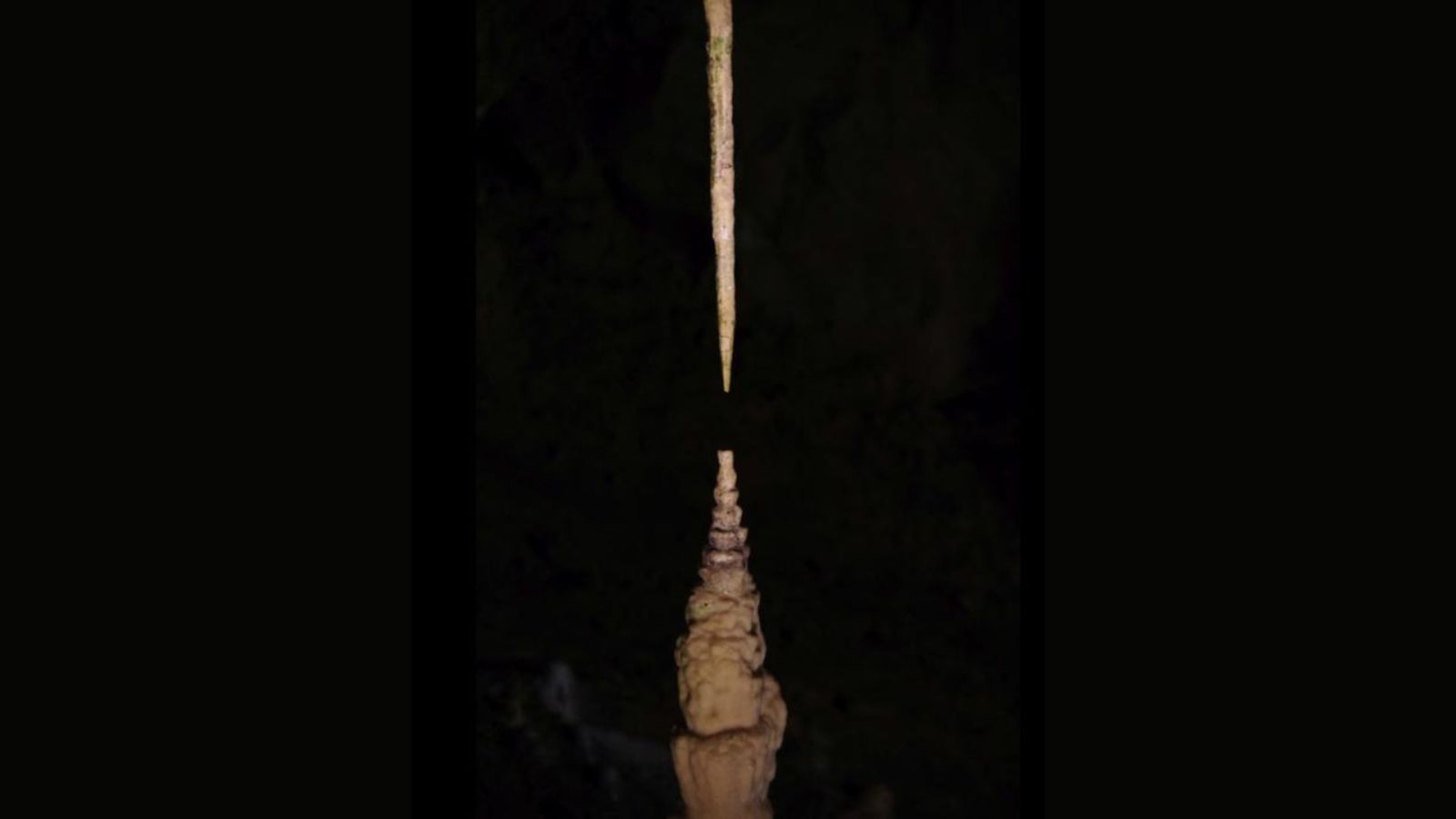Quand les maths percent le secret des stalagmites : un ordre cachÃ© existe dans le chaos de la...