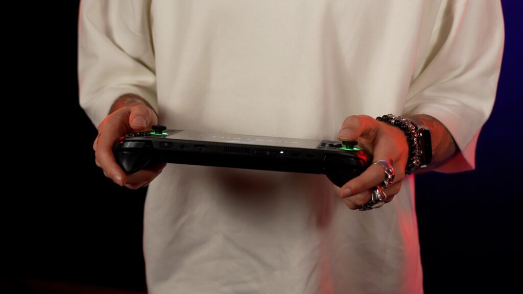 Asus Rog Xbox Ally X // Source : Alfred Tertrais pour Numerama Asus Rog Xbox Ally X // Source : Alfred Tertrais pour Numerama