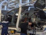 Production du Citroën C5 Aircross à l'usine de Rennes // Source : Raphaelle Baut pour Numerama Production du Citroën C5 Aircross à l'usine de Rennes // Source : Raphaelle Baut pour Numerama