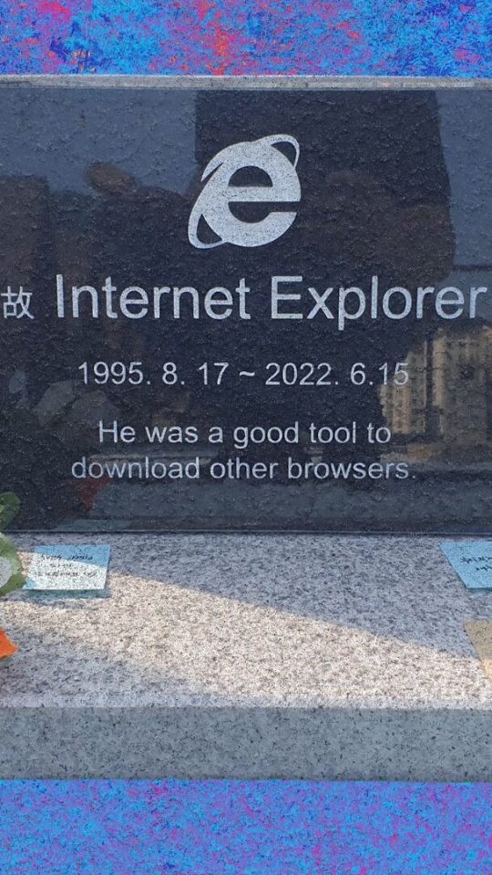 Internet Explorer vivait encore // Source : Montage Numerama