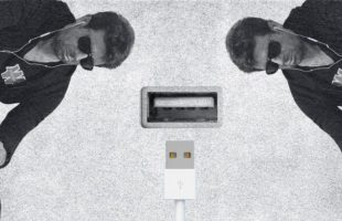 « Dès que le jeu commence, nous connaissons la main exacte de chaque joueur », comment un mélangeur de cartes piraté a permis une vaste campagne d'escroquerie au poker // Source : Montage Numerama « Dès que le jeu commence, nous connaissons la main exacte de chaque joueur », comment un mélangeur de cartes piraté a permis une vaste campagne d'escroquerie au poker // Source : Montage Numerama