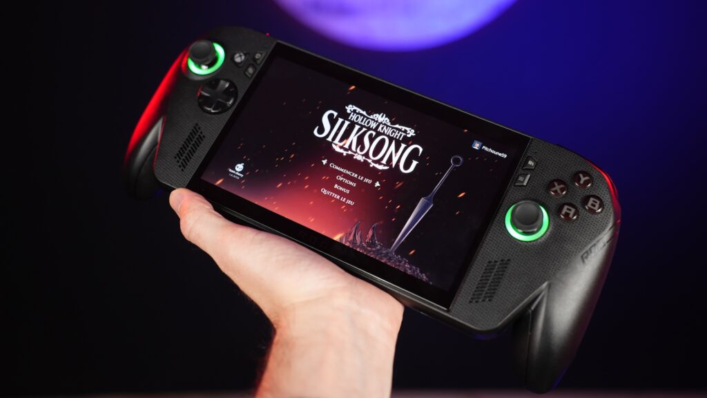 Asus Rog Xbox Ally X // Source : Alfred Tertrais pour Numerama