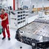 Ferrari Elettrica : assemblage batterie // Source : Ferrari