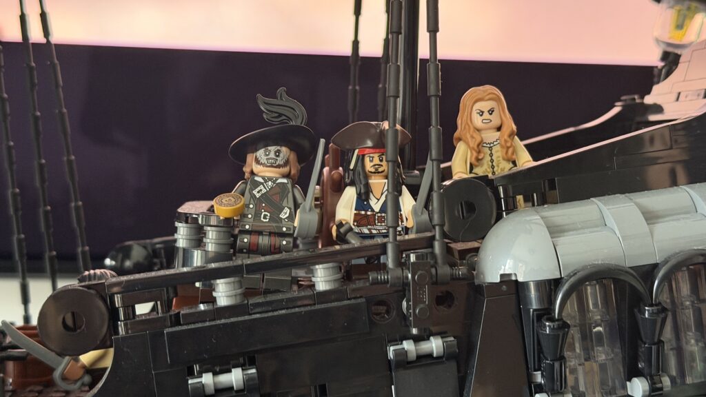 Le bateau de Jack Sparrow en Lego // Source : Maxime Claudel pour Numerama Le bateau de Jack Sparrow en Lego // Source : Maxime Claudel pour Numerama