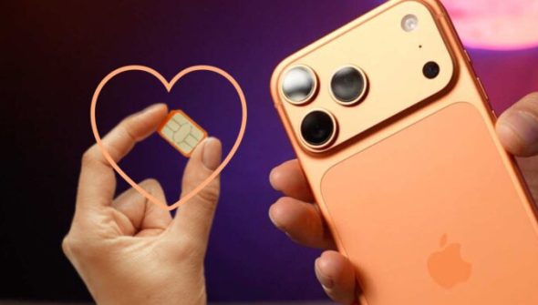 La Nano SIM sur iPhone 17 Pro Max. // Source : Montage Numerama