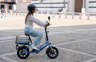 UrbanGlide Nomad 140 : ce cyclomobile à prix léger va faciliter vos trajets en ville