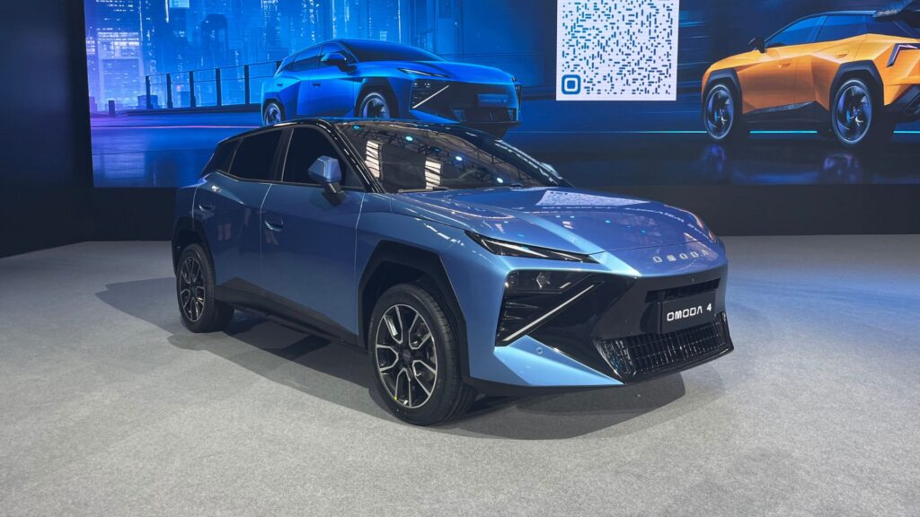 L'Omoda 4 est un rival du Peugeot 2008 // Source : Robin San Vicente pour Numerama L'Omoda 4 est un rival du Peugeot 2008 // Source : Robin San Vicente pour Numerama