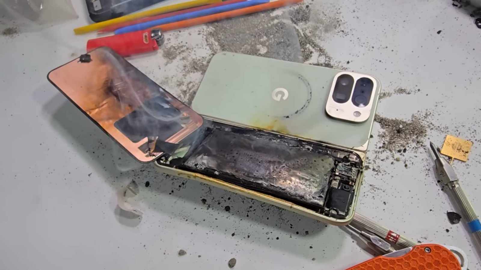 Un Pixel 10 Pro Fold a explosÃ© : erreur grave de Google ou fausse polÃ©mique ?