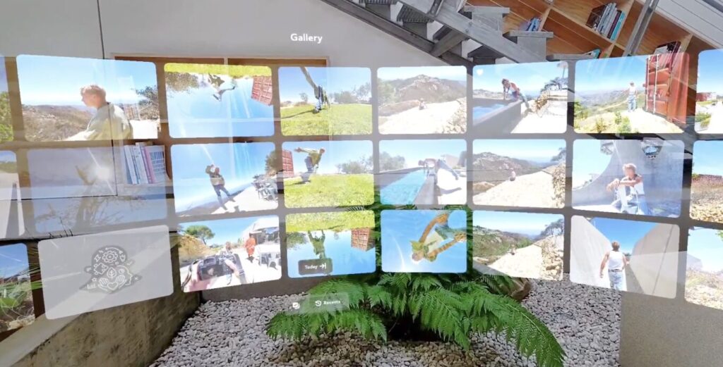 Dans Snap OS 2.0, la galerie photo peut prendre la forme d'un gigantesque panorama en 3D. Dans Snap OS 2.0, la galerie photo peut prendre la forme d'un gigantesque panorama en 3D.