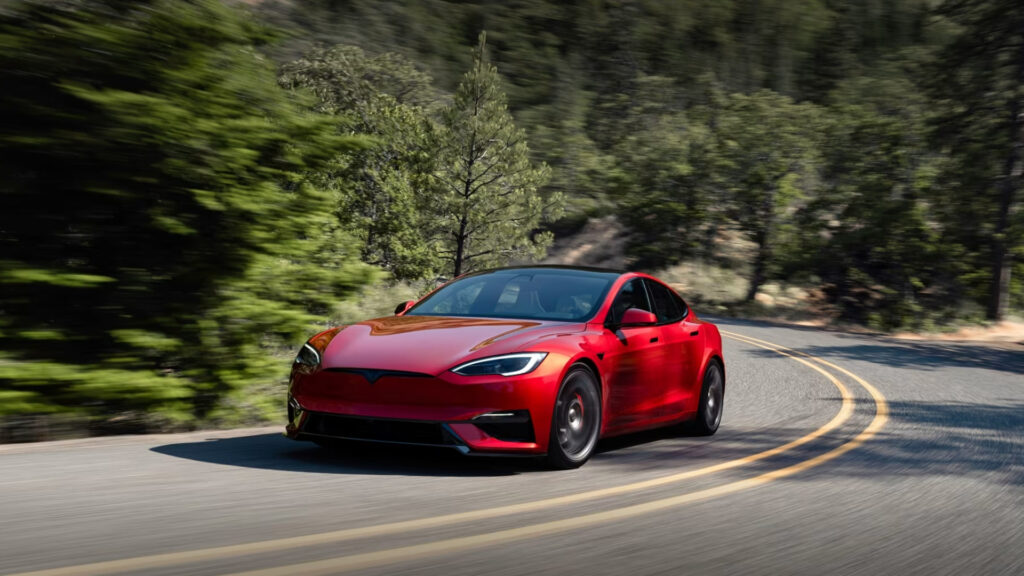 Tesla Model S Plaid (2025) // Source : Tesla Tesla Model S Plaid (2025) // Source : Tesla