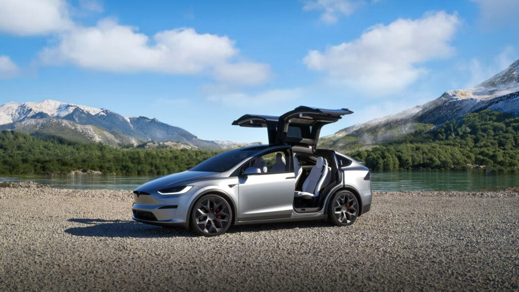 Tesla Model X (2025) // Source : Tesla Tesla Model X (2025) // Source : Tesla