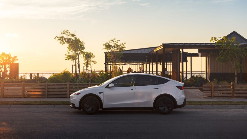 Le nouveau Tesla Model Y Standard (2025) // Source : Tesla