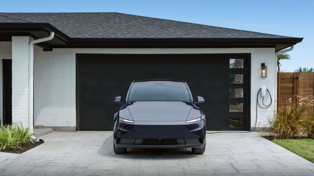 Le nouveau Tesla Model Y Standard (2025) // Source : Tesla