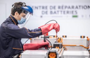 Centre de réparation des batteries par Volkswagen // Source : Volkswagen