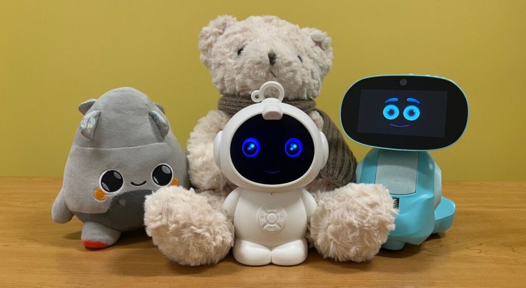 AI-family-photo-1600×900-1-1500×847