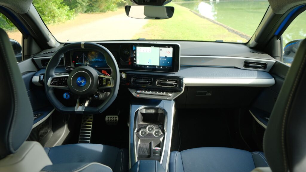 L'Alpine A290 à l'essai. // Source : Robin San Vicente pour Numerama L'Alpine A290 à l'essai. // Source : Robin San Vicente pour Numerama