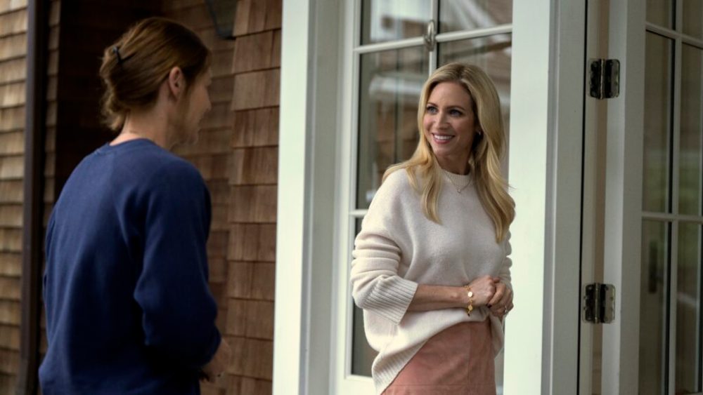 Brittany Snow dans The Beast in Me // Source : Chris Saunders/Netflix