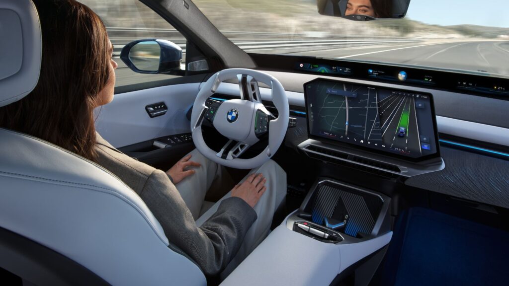 La conduite autonome dans le nouveau BMW iX3. // Source : BMW