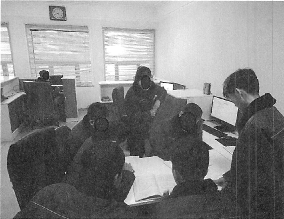 Selon la même alerte de mai 2022, les informaticiens nord-coréens travaillent souvent en équipes composées de plusieurs membres. Une équipe de ce type, identifiée au cours de cette enquête, est présentée ci-dessous. // Source : U.S. Department of Justice Selon la même alerte de mai 2022, les informaticiens nord-coréens travaillent souvent en équipes composées de plusieurs membres. Une équipe de ce type, identifiée au cours de cette enquête, est présentée ci-dessous. // Source : U.S. Department of Justice